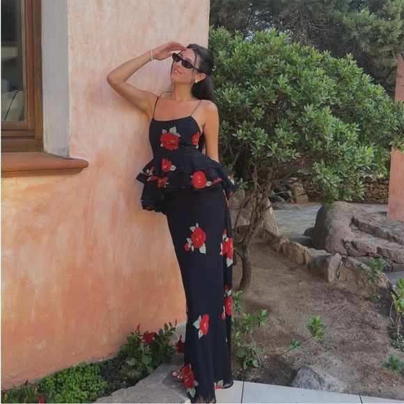 Price Firm - ZARA Bloggers Fav Floral Print Ruffled Top - Picture 10 of 15